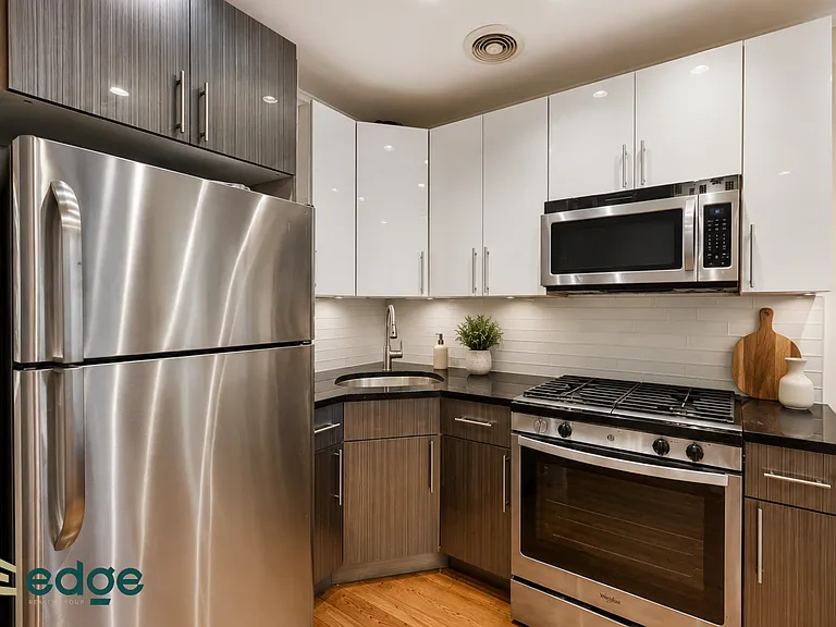 1415 Herkimer St #3 — Photo 2