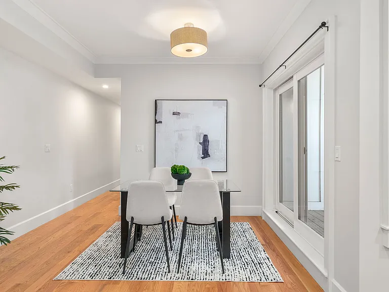 17 Vinton St #1 — Photo 4