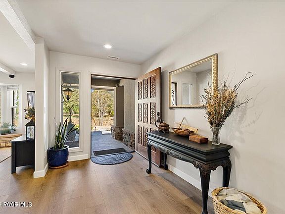 3rd image of 2892 N Tohatchi Rd