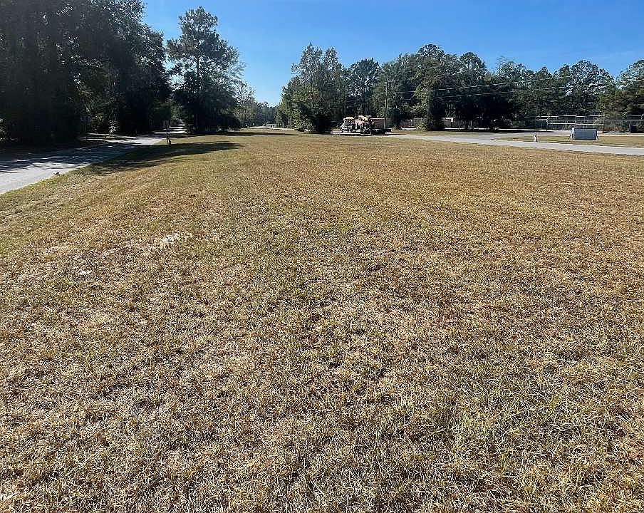 2nd image of 0 SW Arlington Blvd