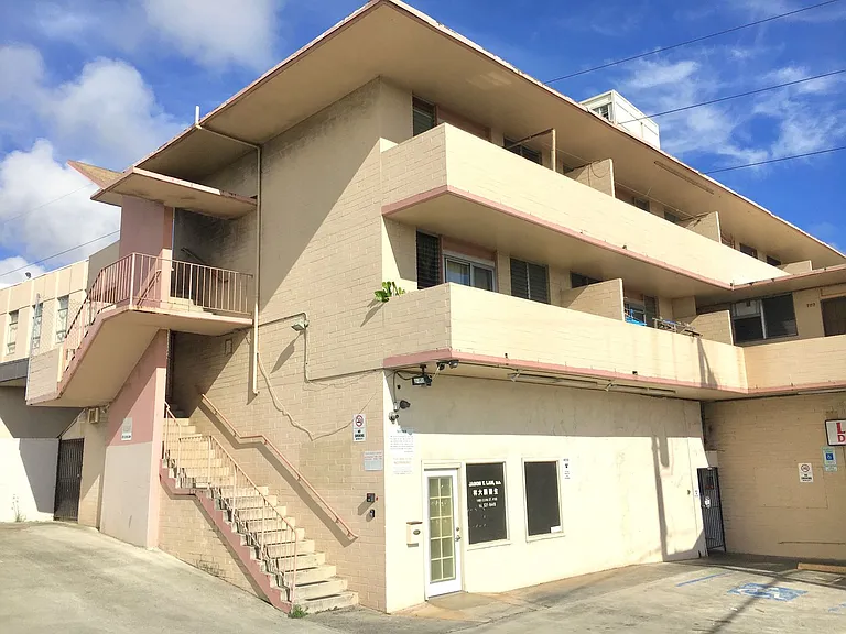 1408 Liliha St — Photo 2