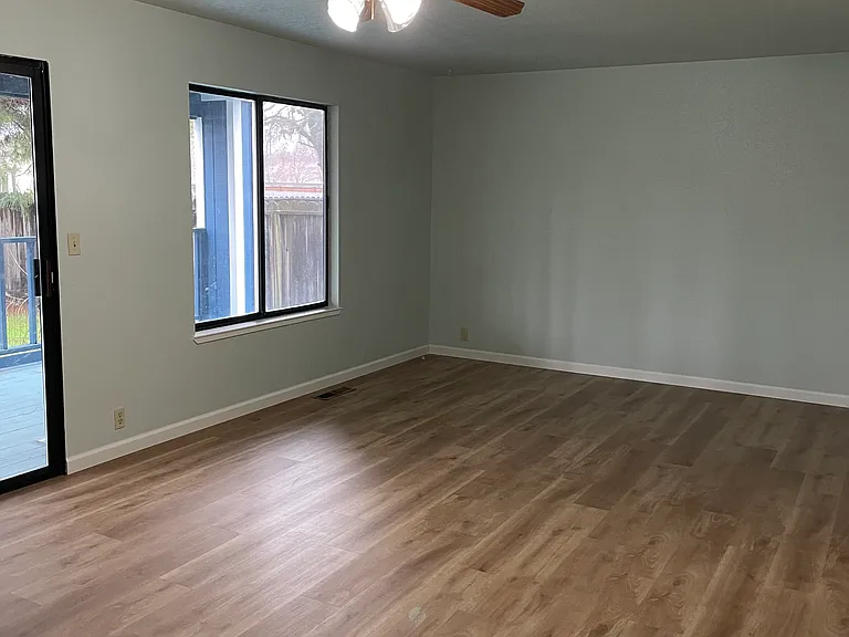 18812 Dove Ct — Photo 6