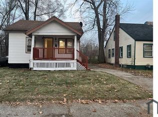 19136 Glastonbury Rd, Detroit, MI 48219