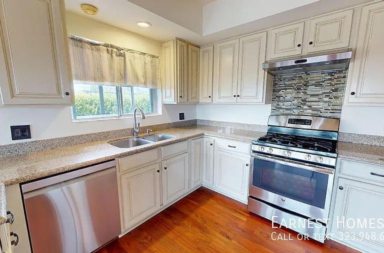 4535 San Blas Ave — Photo 10