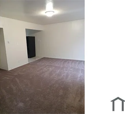 2049 Austin St — Photo 2