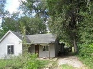 212 E 3rd St, Onaga, KS 66521