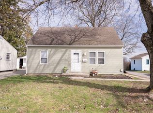 1215 S Blanchard St, Findlay, OH 45840