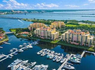 606 Riviera Dunes Way APT 601, Palmetto, FL 34221