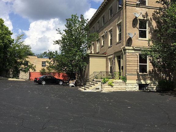 The apartment building