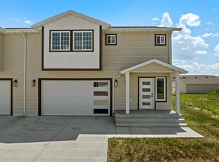 3311 23rd Ave NW, Minot, ND 58703