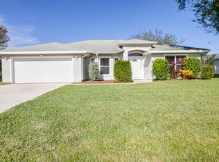 226 Gladiola Rd NE, Palm Bay, FL 32907