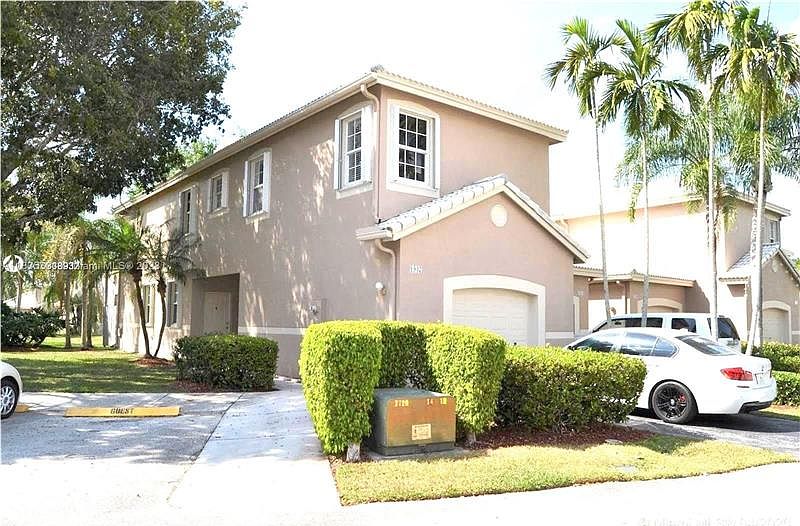1st image of 1947 Madeira Dr #1947
