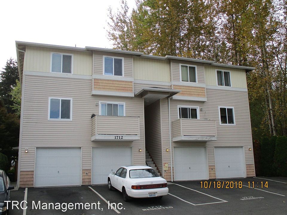 1st image of 1712 121st St SE APT B