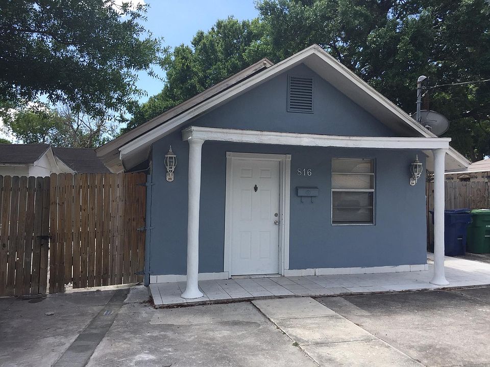 1st image of 816 W Warren Ave