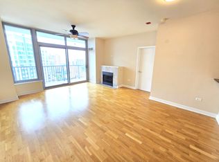 1600 S Prairie Ave #1806, Chicago, IL 60605