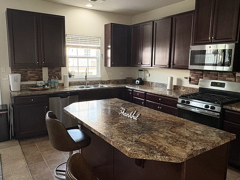2302 Pointe View Dr — Photo 30