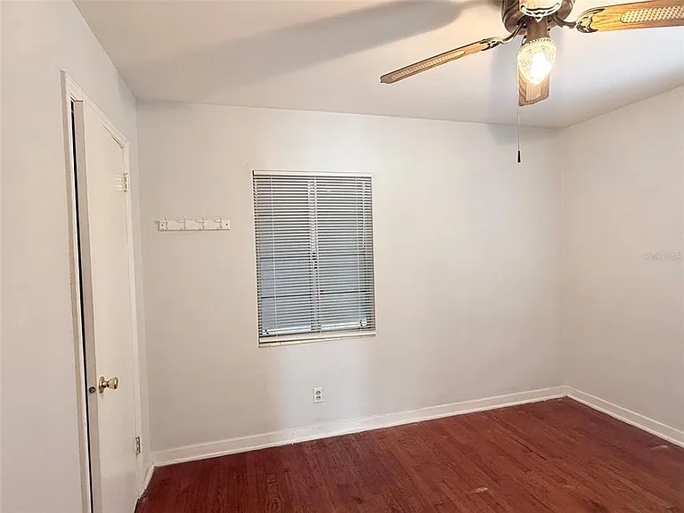 4935 Emerson Ave S — Photo 20