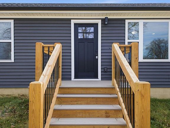 2nd image of 529 S 39th St