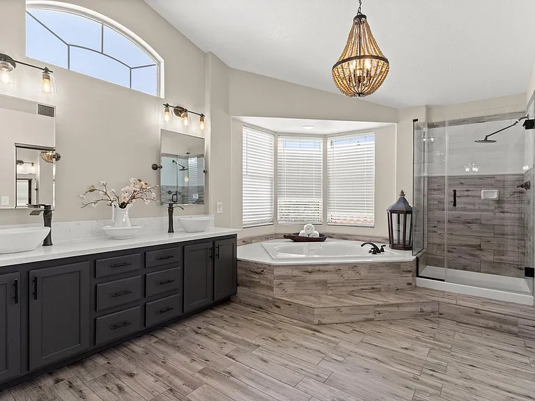 2417 Shady Vista Dr — Photo 27