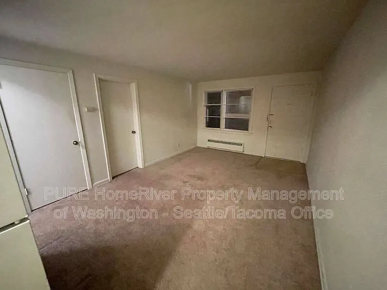 3057 63rd Ave SW #9 — Photo 5
