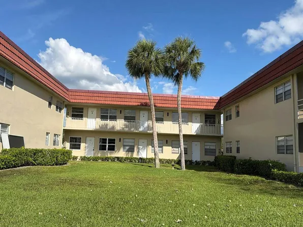 64 Woodland Dr APT 103, Vero Beach, FL 32962