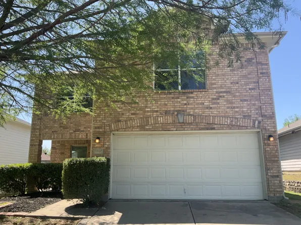 1916 Sampsell Dr, Grand Prairie, TX 75051