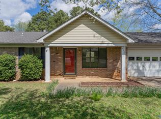 211 Peabody Rd, Meridianville, AL 35759