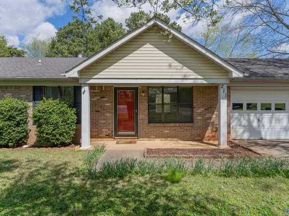 211 Peabody Rd, Meridianville, AL 35759
