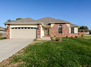 5204 N 10th Ave, Ozark, MO 65721