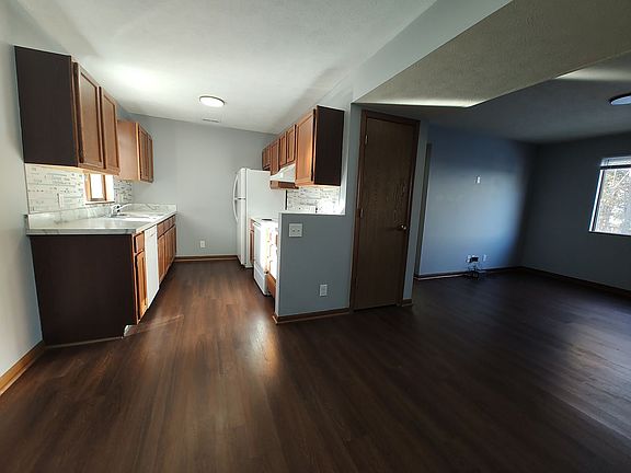 4th image of 1221 S 22nd St #2