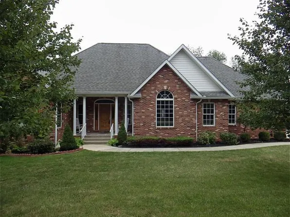 387 Laurel Oak Ln, Heath, OH 43056