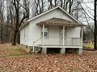 4135 Ivanhoe Rd, Sharpsville, PA 16150