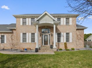 3020 E Fallcreek Ln, Appleton, WI 54913