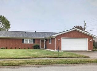 2300 Whirlaway Dr, Owensboro, KY 42301