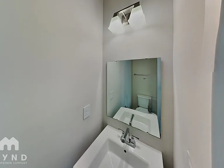 2423 Dr Carver Rd — Photo 15