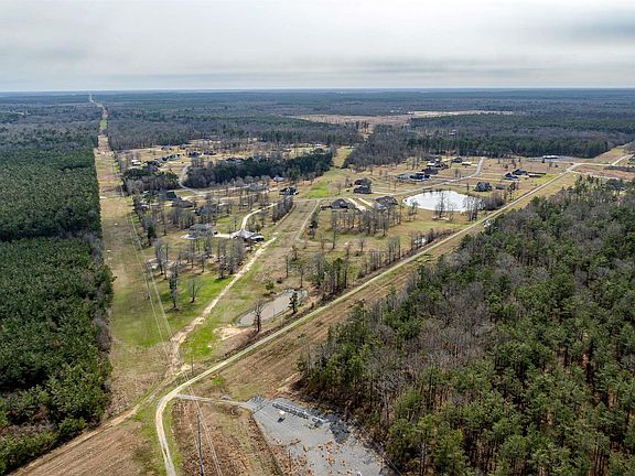 4th image of 115 Ladelle Loop