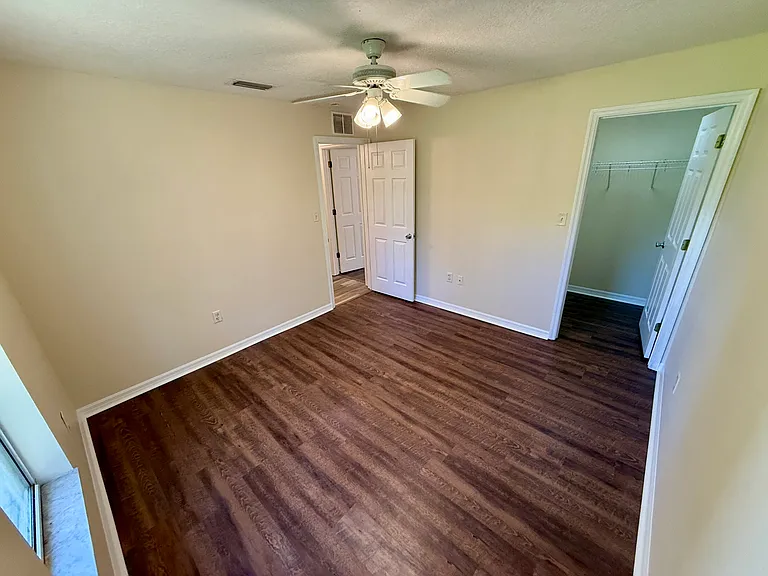 100 Morningview Dr — Photo 12