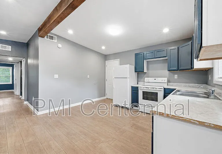 2800 Grand Ave SW — Photo 4