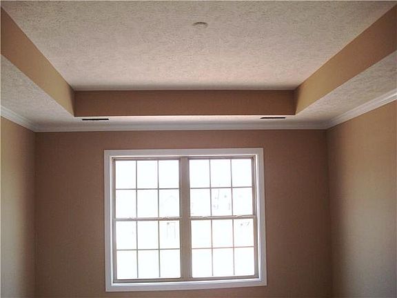 4th image of 374 Fox Xing Lot 374