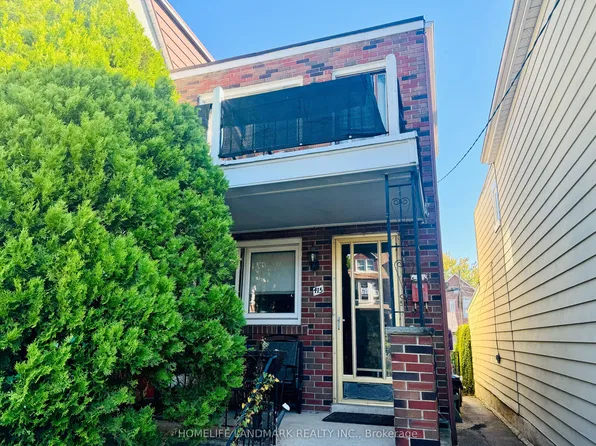 415 Delaware Ave, Toronto, ON M6H 2V1