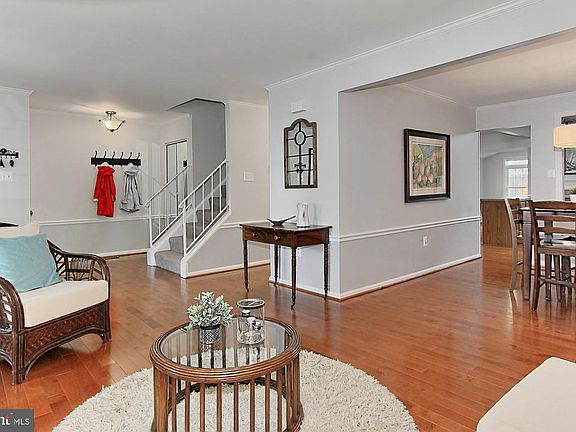 4th image of 5905 Wood Sorrels Ct