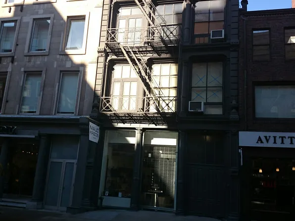 422 West Broadway