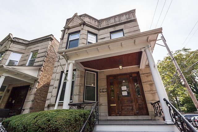 1st image of 1615 W Belle Plaine Ave #1