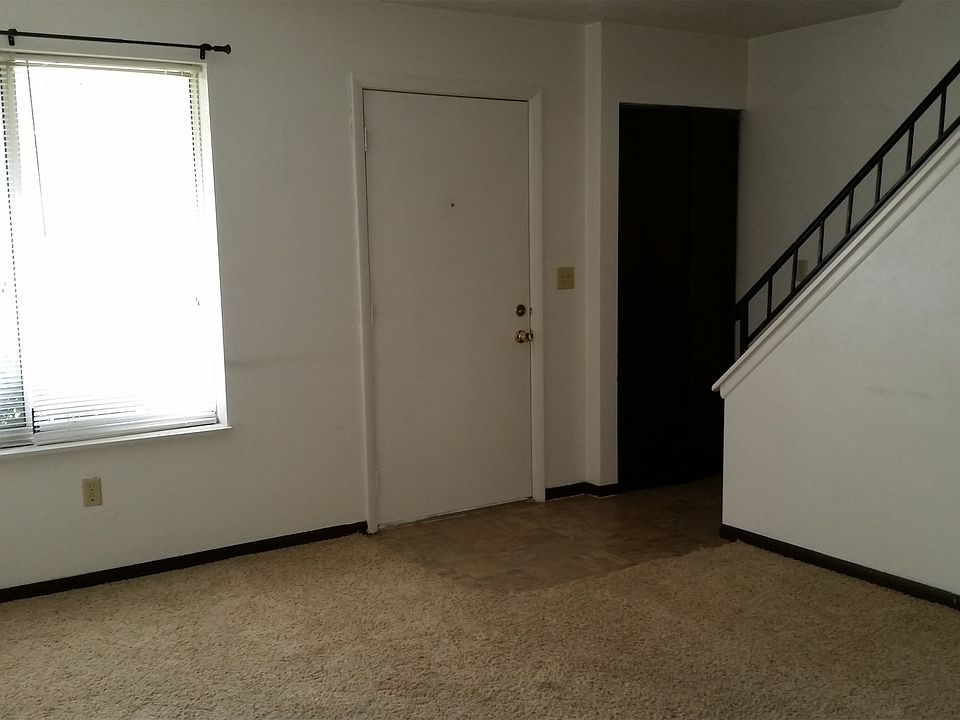 2nd image of 3434 W Richwoods Blvd