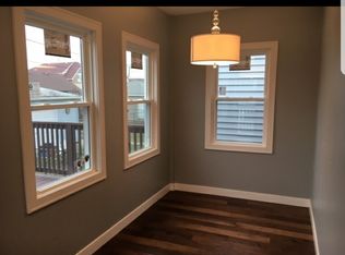 7409 W 57th St, Summit, IL 60501