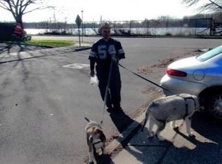 2 McCabe Ct, Little Ferry, NJ 07643