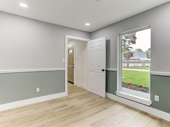 2nd image of 8303 Pasha Dr