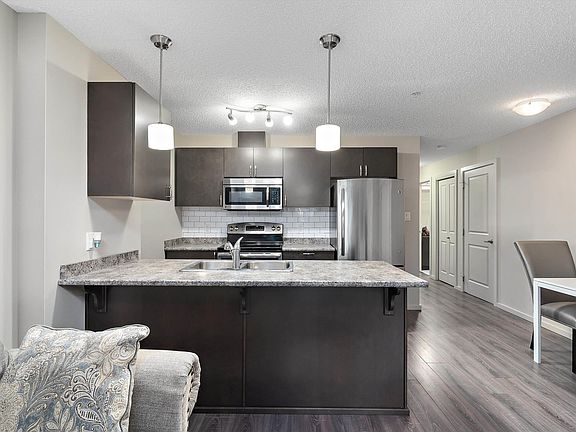 4th image of 344 Windermere Rd NW #221