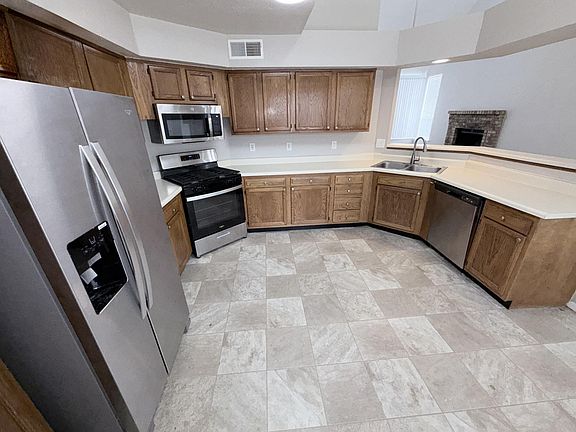 5th image of 4715 Galleta Rd NW
