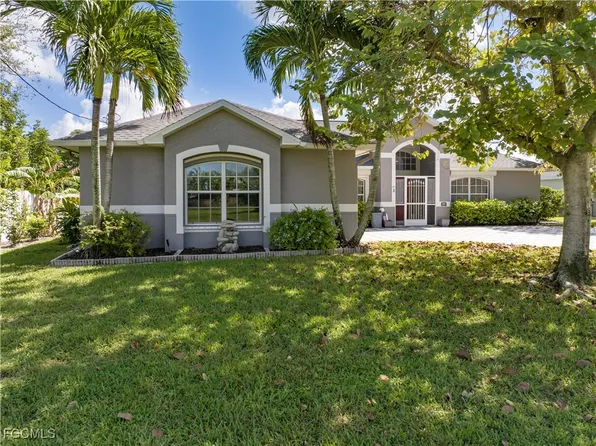 209 SE 20th Ct, Cape Coral, FL 33990